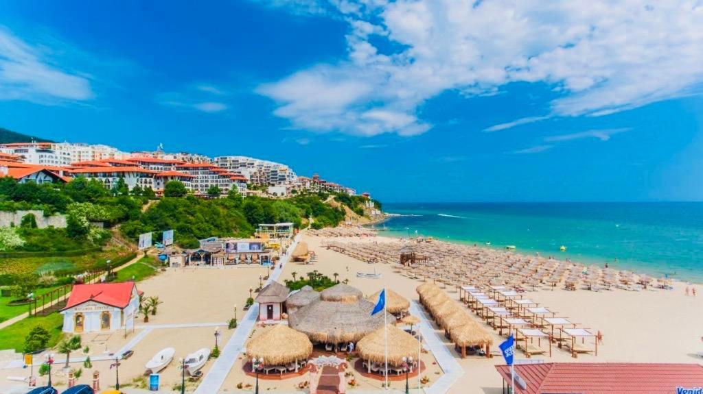 Dolce Vita Sea View Apartment スヴェティ・ヴラス エクステリア 写真